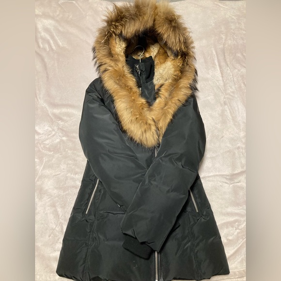 SOLD ✨ MACKAGE AKIVA ✨ - Picture 3 of 10